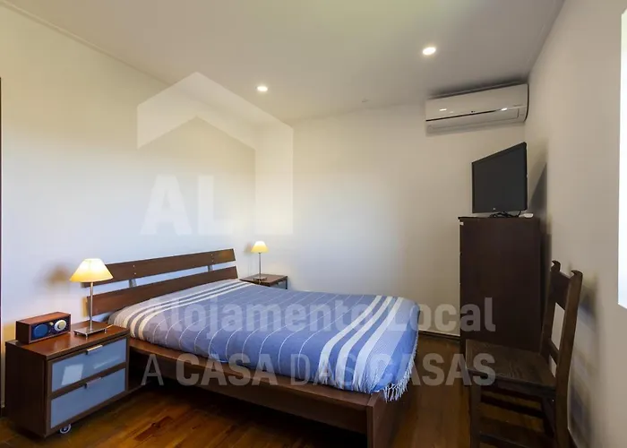 Hilltop Blue Village By Acasadascasas * Santo Isidoro