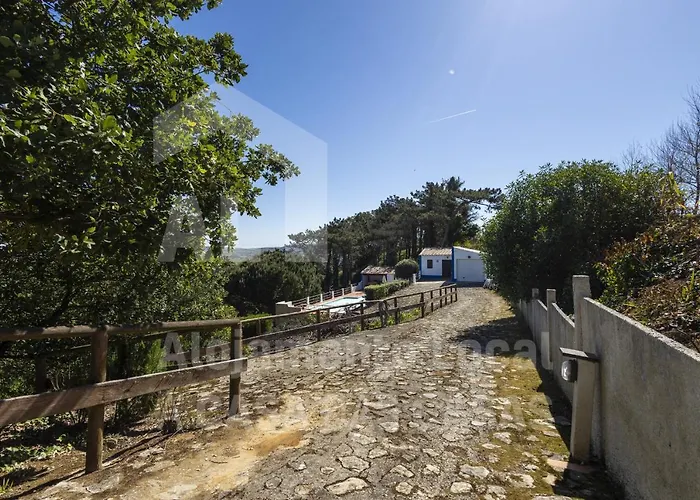 Hilltop Blue Village By Acasadascasas * Santo Isidoro